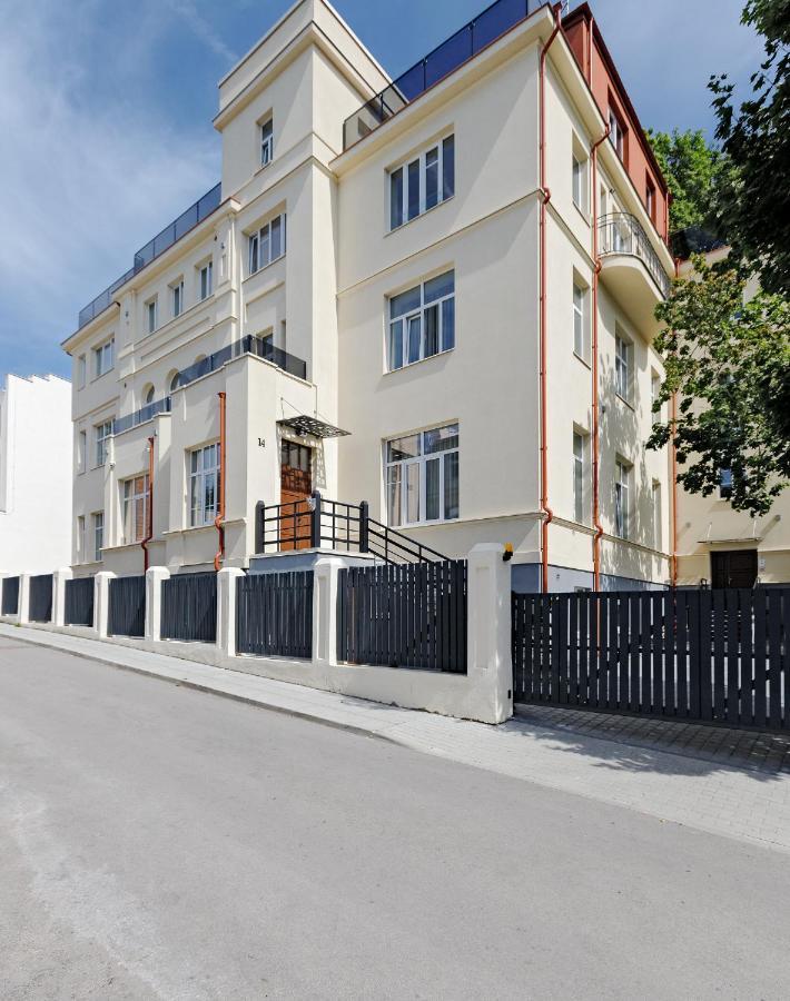 Buddha Luxury Apartment Kaunas City Centre Luaran gambar
