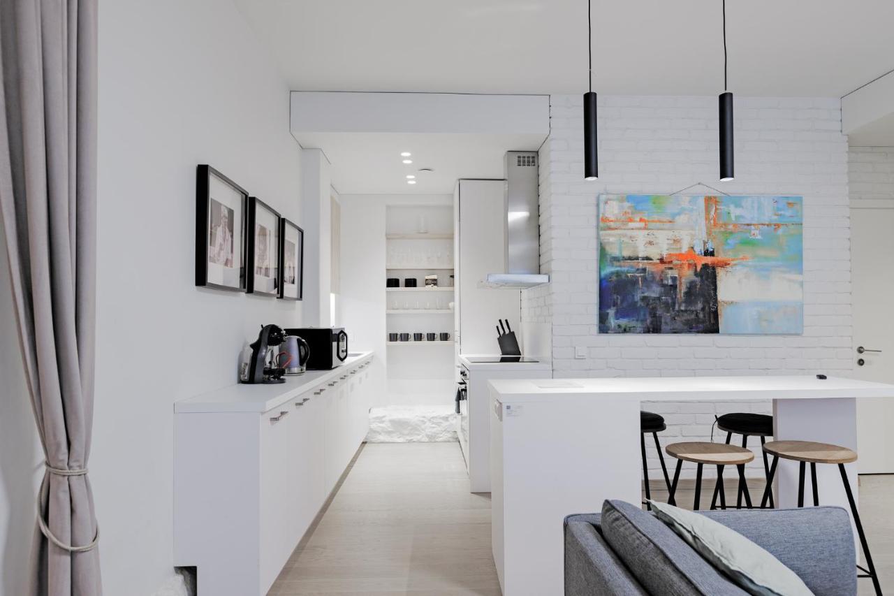 Buddha Luxury Apartment Kaunas City Centre Luaran gambar